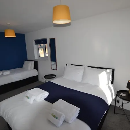 Wisteria 2 Bed House - Stayseekers Salisbury Exterior photo